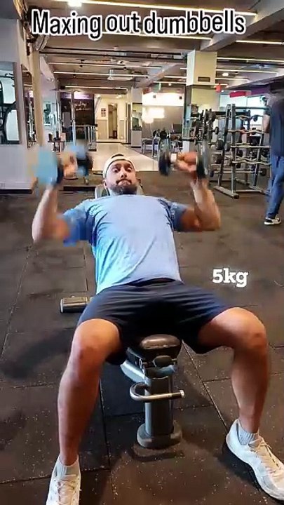 Maximng Out Dumbbells 😈