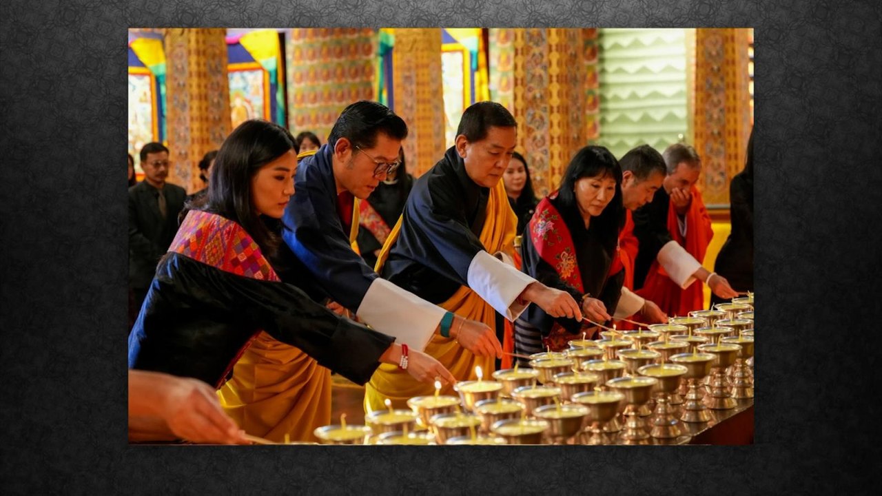 กษัตริย์ภูฏาน จัดพิธีถวายอาลัย เจ้าฟ้าพัชรกิติย...