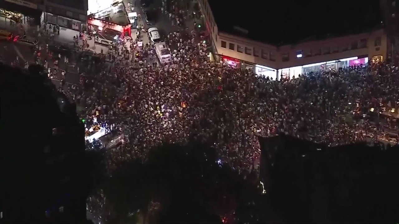 La tremenda toma aérea de las calles de Nueva York tras el anillo de los Knicks