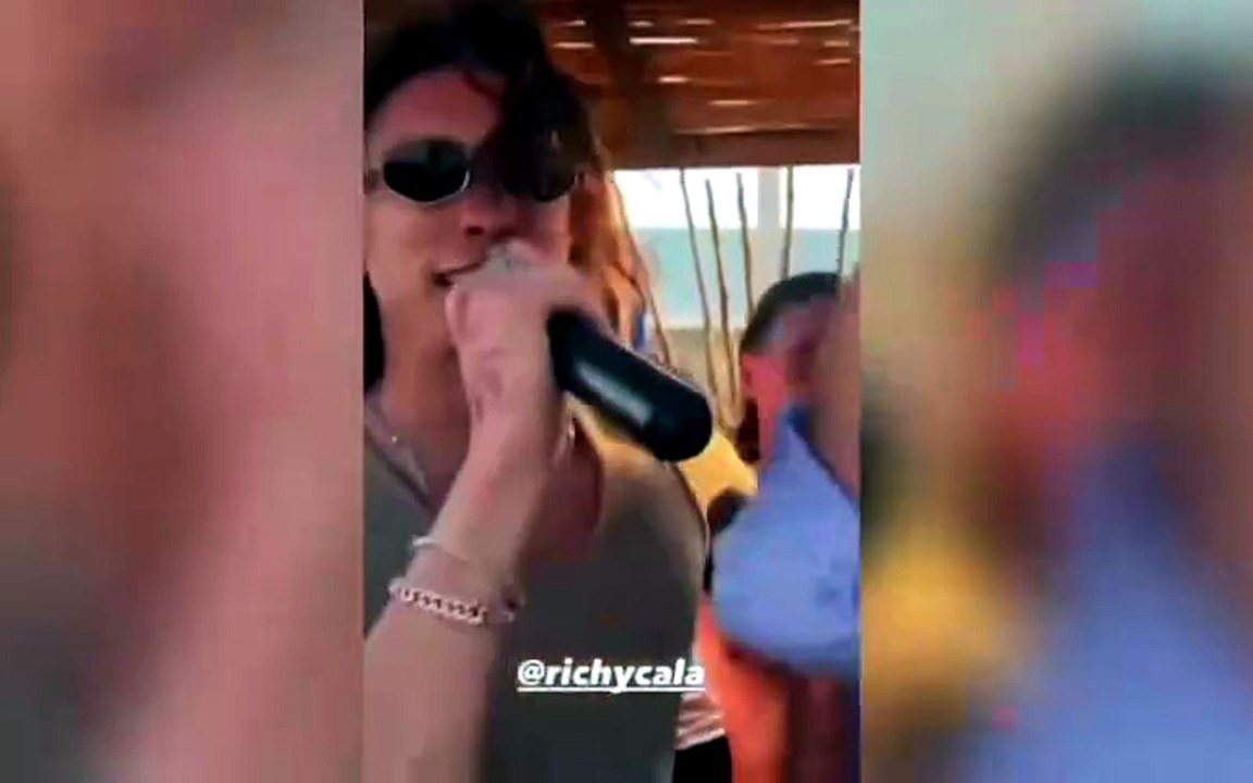 Calafiori versione tifoso: canta 'Campo Testaccio' a squarciagola e il video è virale