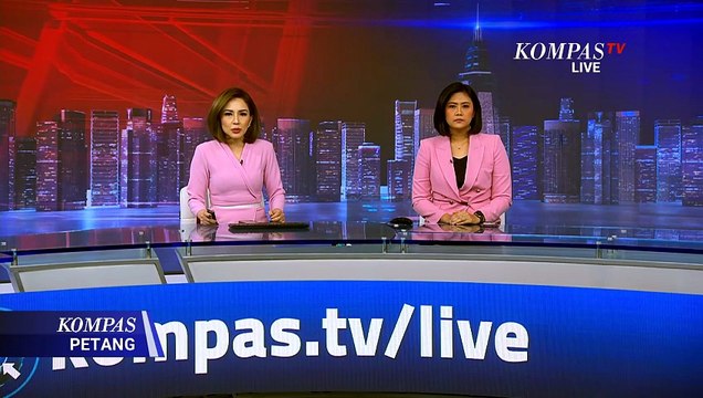 Asap Tebal Selimuti Nabatieh Lebanon Selatan Usai Serangan Udara Israel, 2 Orang Tewas