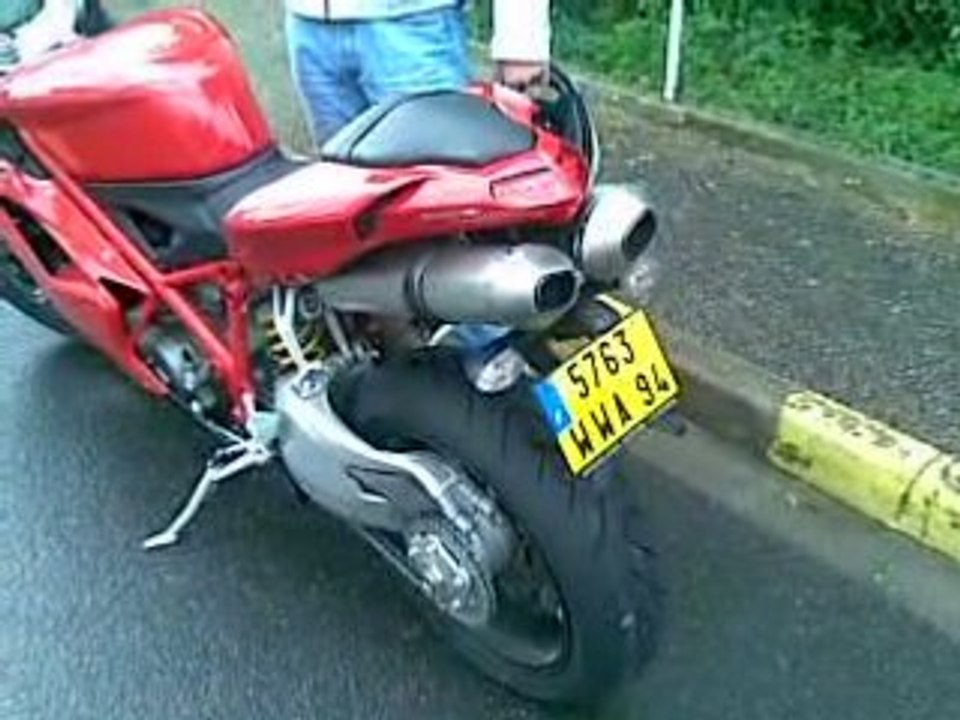 Ducati 848