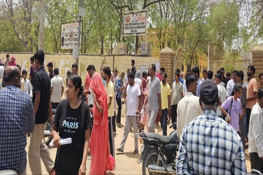 Jaisalmer: भावी शिक्षकों ने दी उम्मीदों की परीक्षा, बीएडी प्रवेश परीक्षा में 80.66 प्रतिशत अभ्यर्थी बैठे