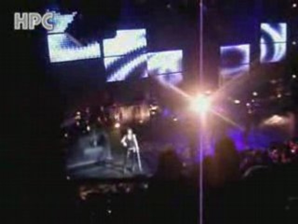 Helena paparizou an eixes erthei pio noris iera odo