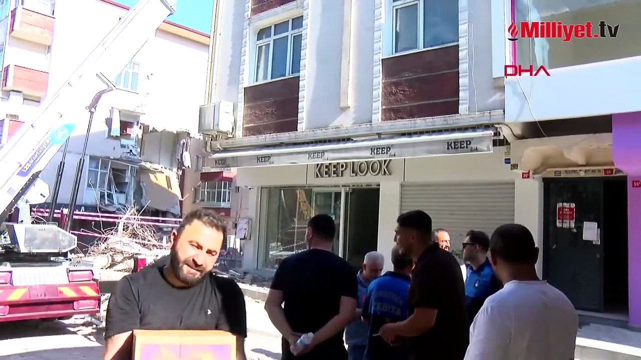 Güngören'de apartman yıkımı kabusa döndü! Bir anda çöktü, 2 bina tahliye edildi