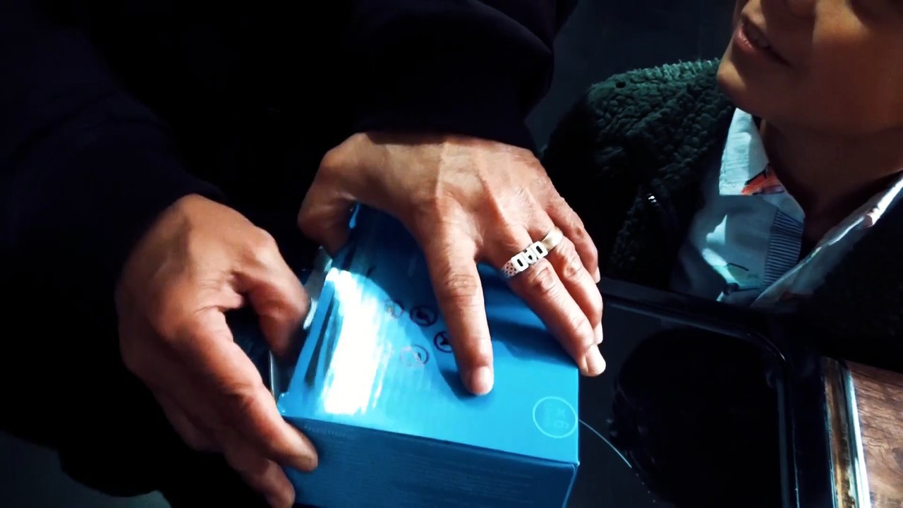 HUGENT Upgraded Ultrasonic Pest Repeller unboxing testing