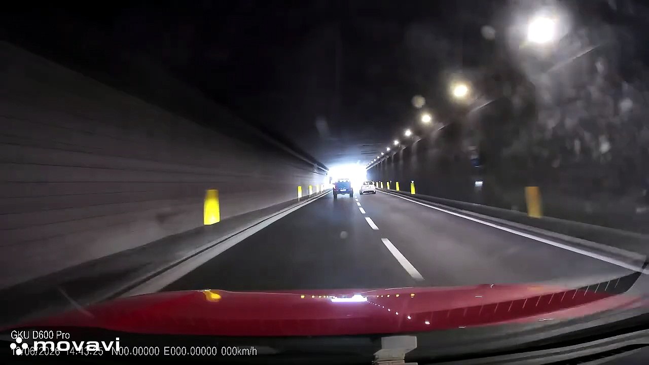 Colico, auto contromano sulla 36: il video