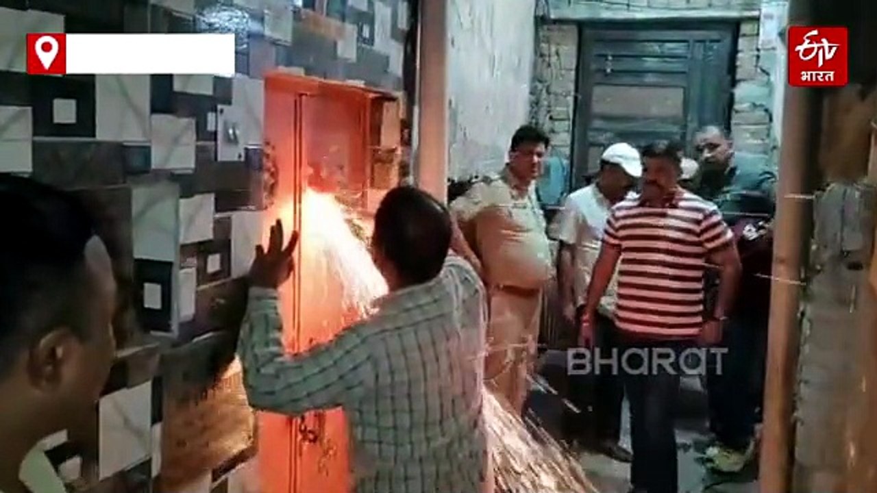 फरीदाबाद पुलिस का नशे के खिलाफ रातभर चला अभियान, छापेमारी में हथियार बरामद, आरोपी फरार