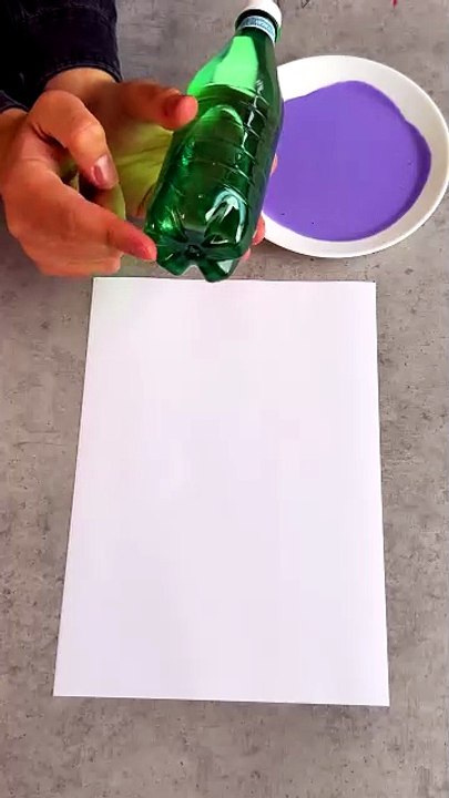 DIY Paint Using a Plastic Bottle 🎨♻️