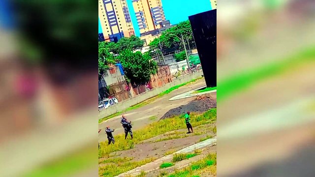 Suspeito de assalto é baleado por policiais em Vila Velha