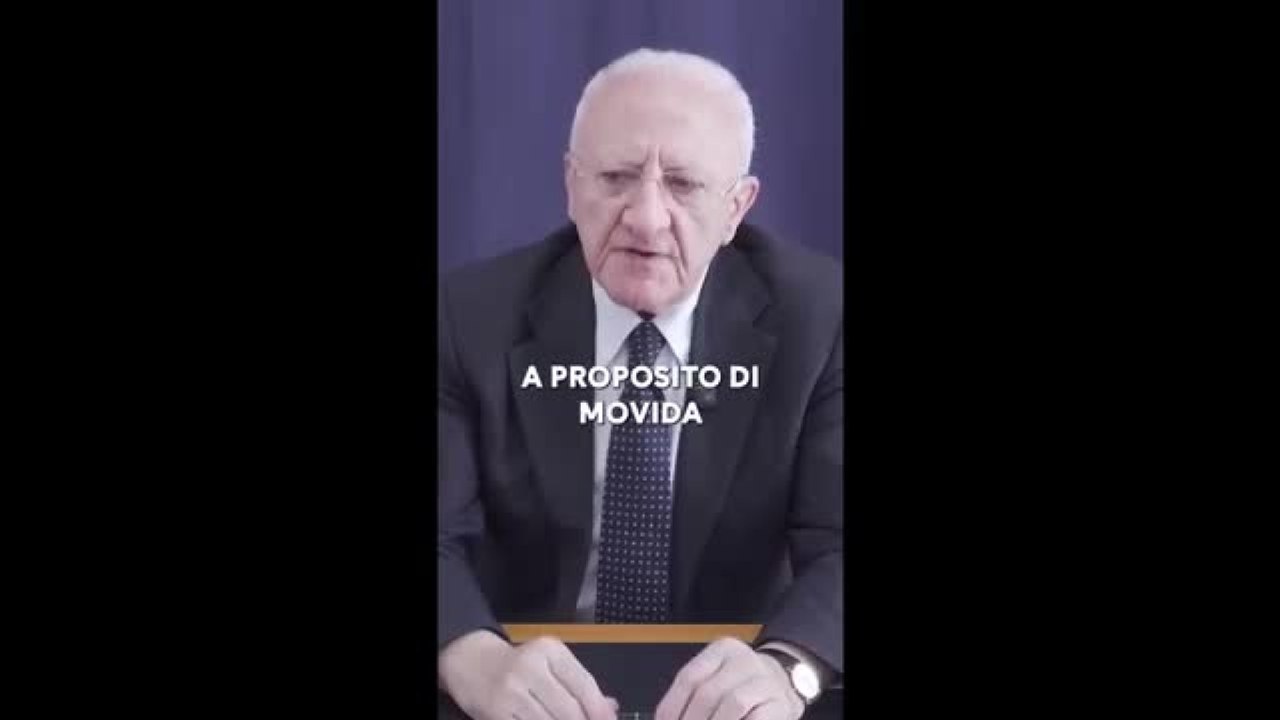 De Luca sui social: «Cafoni zero, voglio una movida elegante»