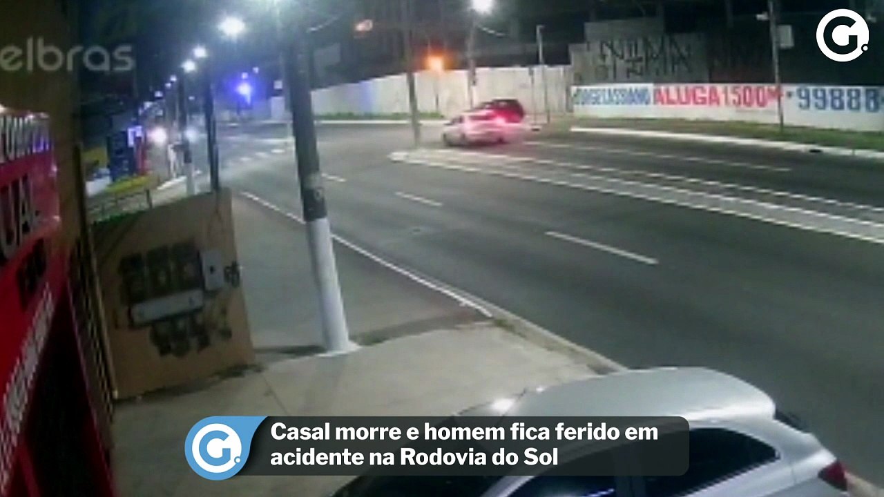 Casal morre e homem fica ferido em acidente na Rodovia do Sol