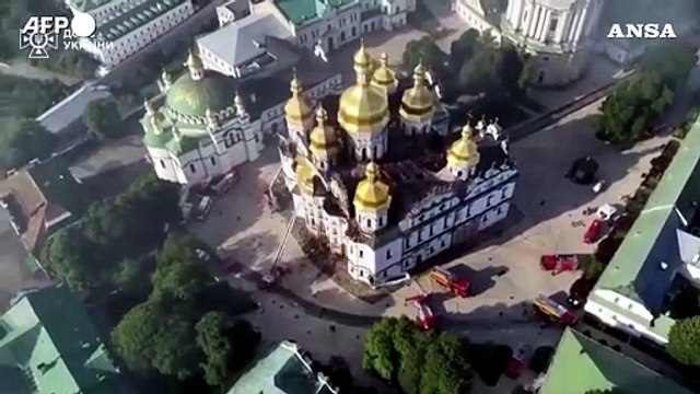 Kiev, le immagini aeree della cattedrale patrimonio Unesco dopo l'attacco russo