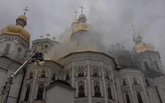 Kiev: le immagini aeree della cattedrale patrimonio dell'Unesco bombardata dai russi