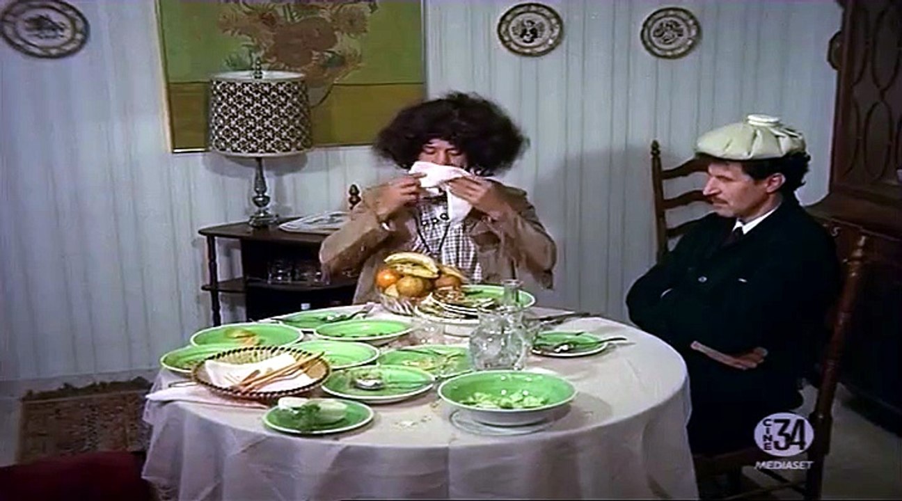 Scusi ma lei le paga le tasse? (1971) 1a parte...