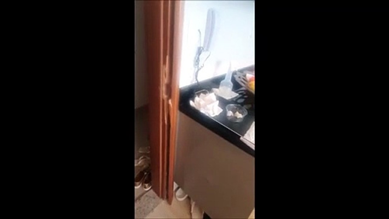 Criminosos Invadiram Apartamento E Furtaram Joias Em Itapuã
