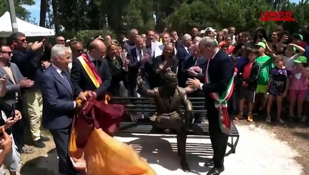 https://s1.dmcdn.net/v/be5dE1gB_kDIlUF-0/x360