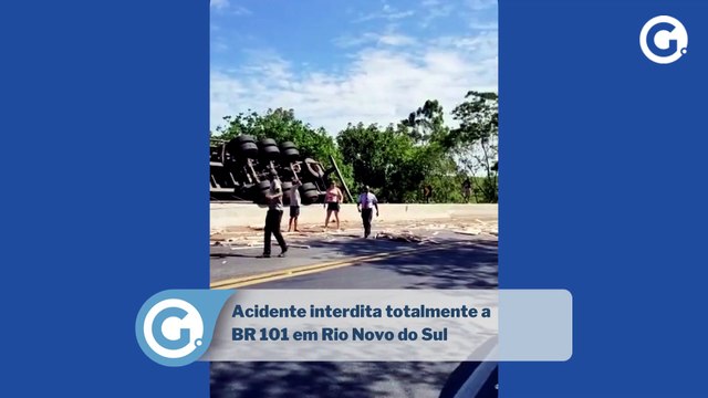 Acidente interdita totalmente a BR 101 em Rio Novo do Sul