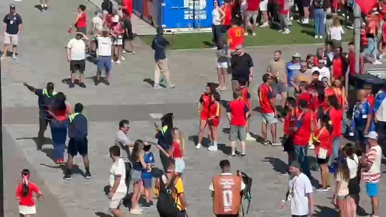 Ambientazo en Atlanta antes del España - Cabo Verde