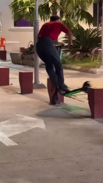 Electric Scooter Fail: Instant Regret! 🛴💥