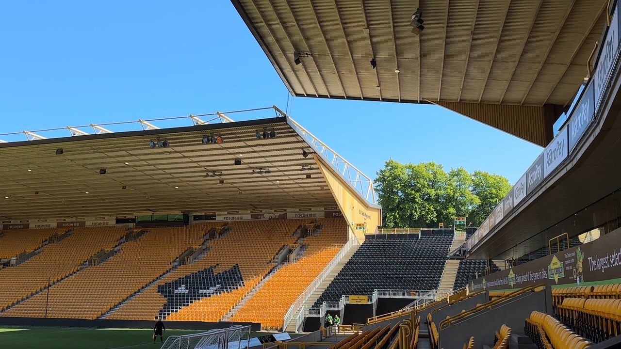 Wolves Eye Sensational Move to Bring Back Another Star Player