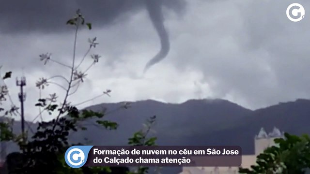 Formação de nuvem no céu em São Jose do Calçado chama atenção