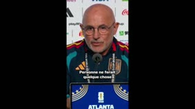 Espagne - De La Fuente heureux pour Cucurella
