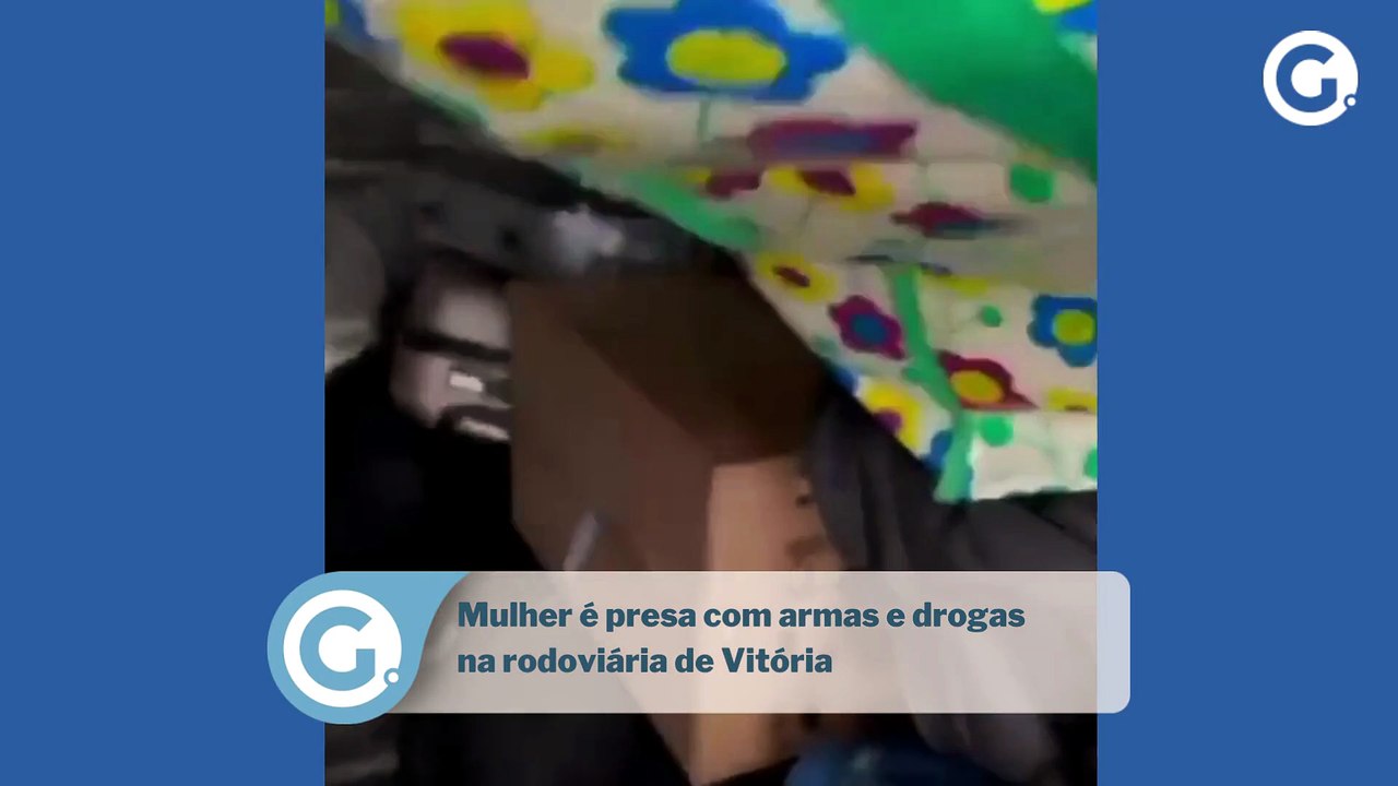 Mulher é presa com armas e drogas na rodoviária de Vitória
