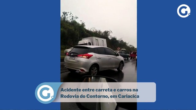 Acidente entre carreta e carros na Rodovia do Contorno, em Cariacica
