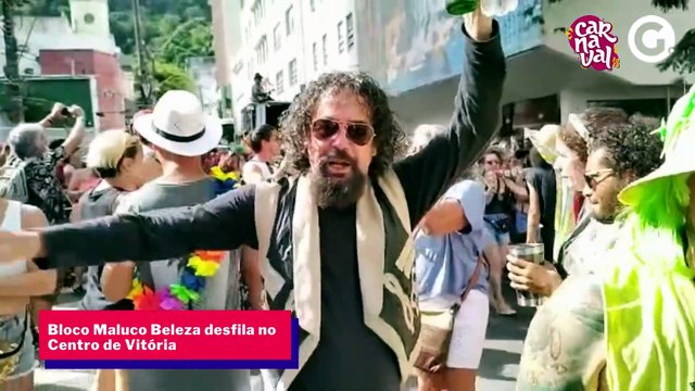 Bloco Maluco Beleza desfila no Centro de Vitória