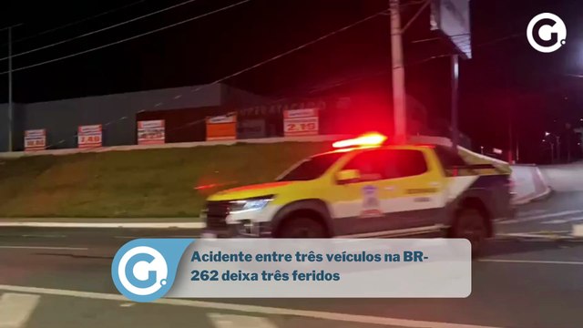 Acidente entre três veículos na BR-262 deixa três feridos