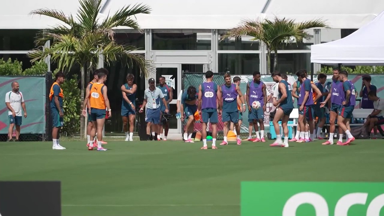 Entrenamiento y rueda de prensa de Portugal previo a su debut contra la RD del Congo