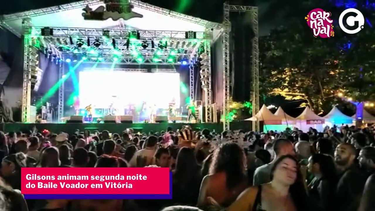 Gilsons animam segunda noite  do Baile Voador em Vitória
