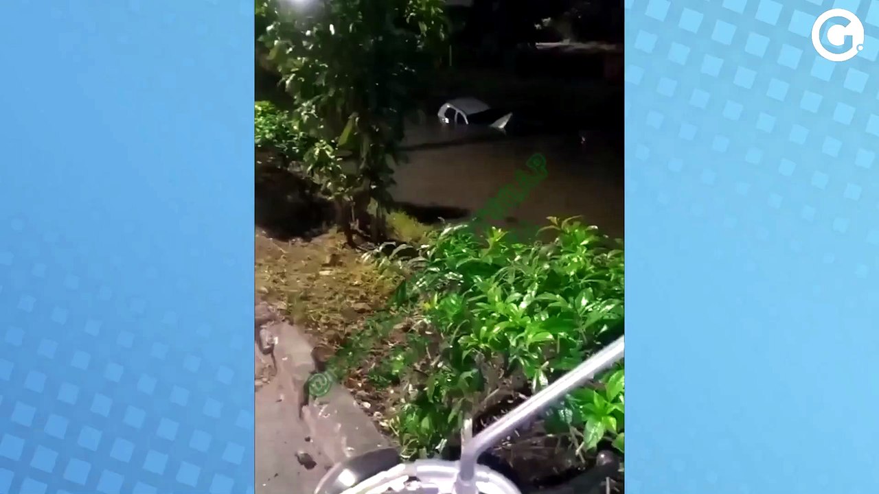 Carro cai no valão em Boa Vista, Vila Velha