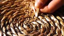 Reed Fibers Woven Into Spiral Pattern 🌾✨ Satisfying Craft Process