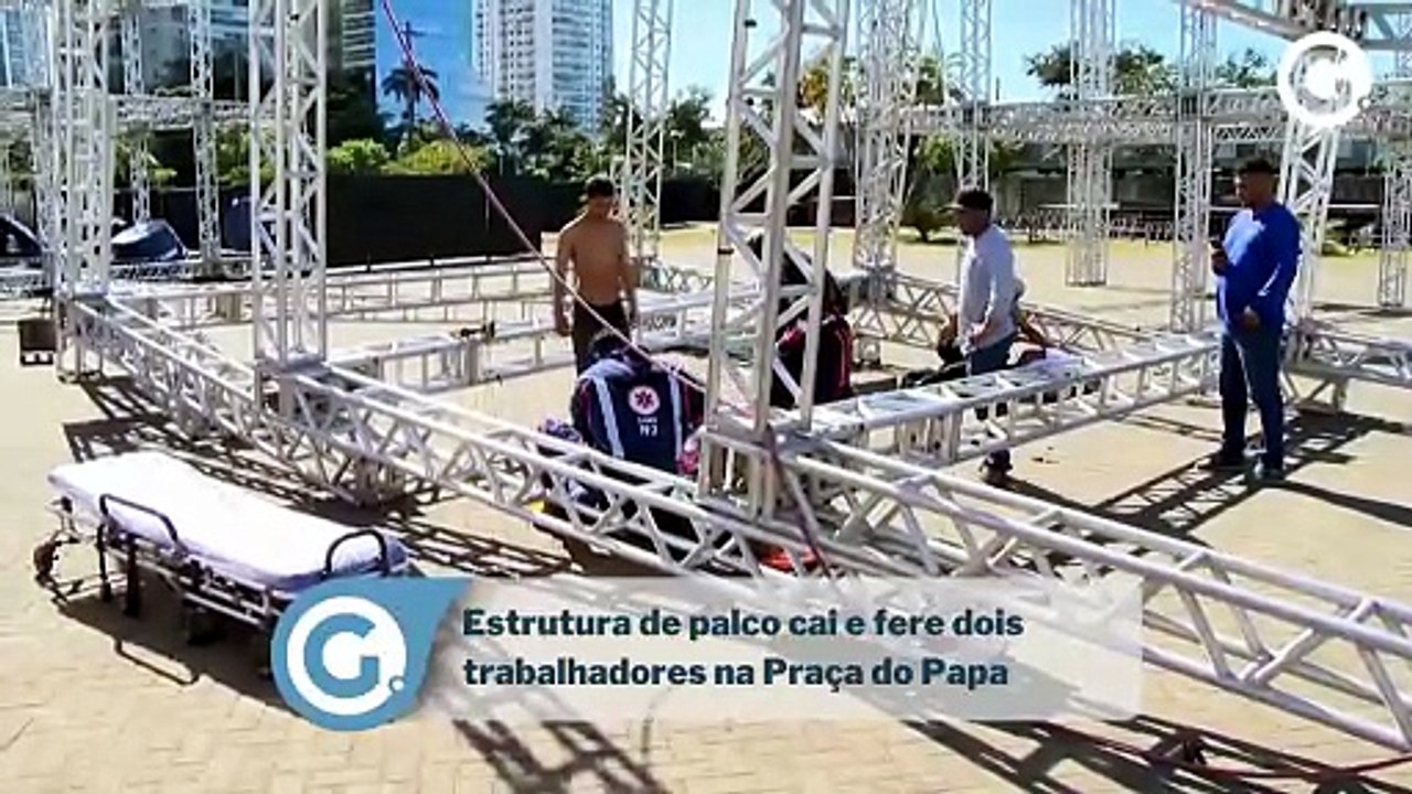 Estrutura de palco cai e fere dois trabalhadores na Praça do Papa