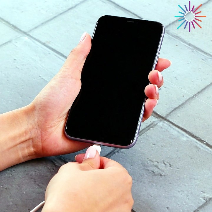 A quick phone charger hack! 📱