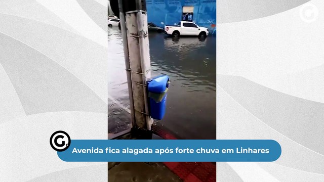 Avenida fica alagada após forte chuva em Linhares
