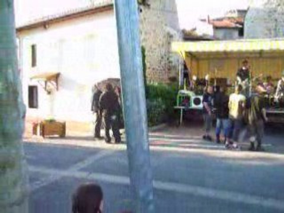Pont d'avignon Take Cover