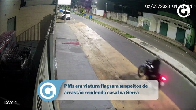 Pms Em Viatura Flagram Suspeitos De Arrastão Rendendo Casal Na Serra