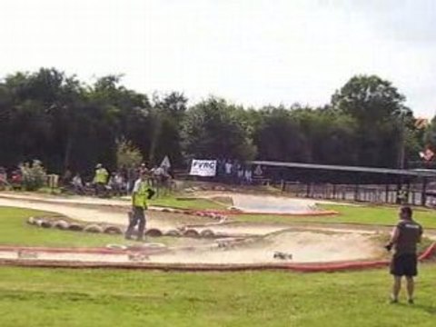 départ de la finale TT 1/8 4X4 CFE Avesnes sur Helpe 2008