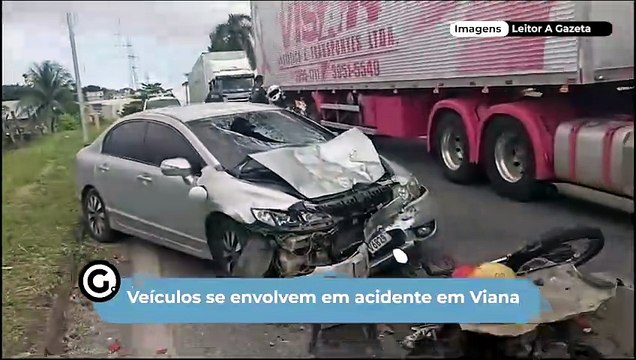 Veículos se envolvem em acidente em Viana