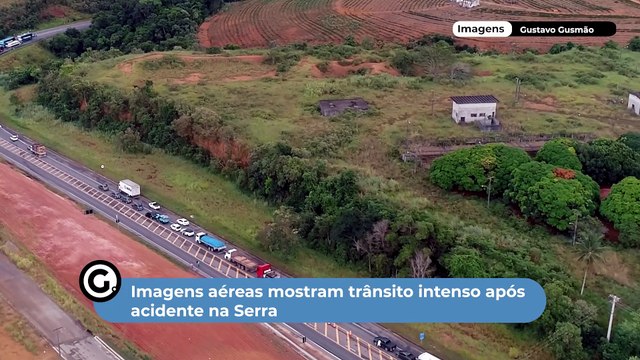 Imagens aéreas mostram trânsito intenso após acidente na Serra