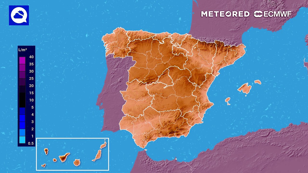 Tarde calurosa con tormentas en las montañas