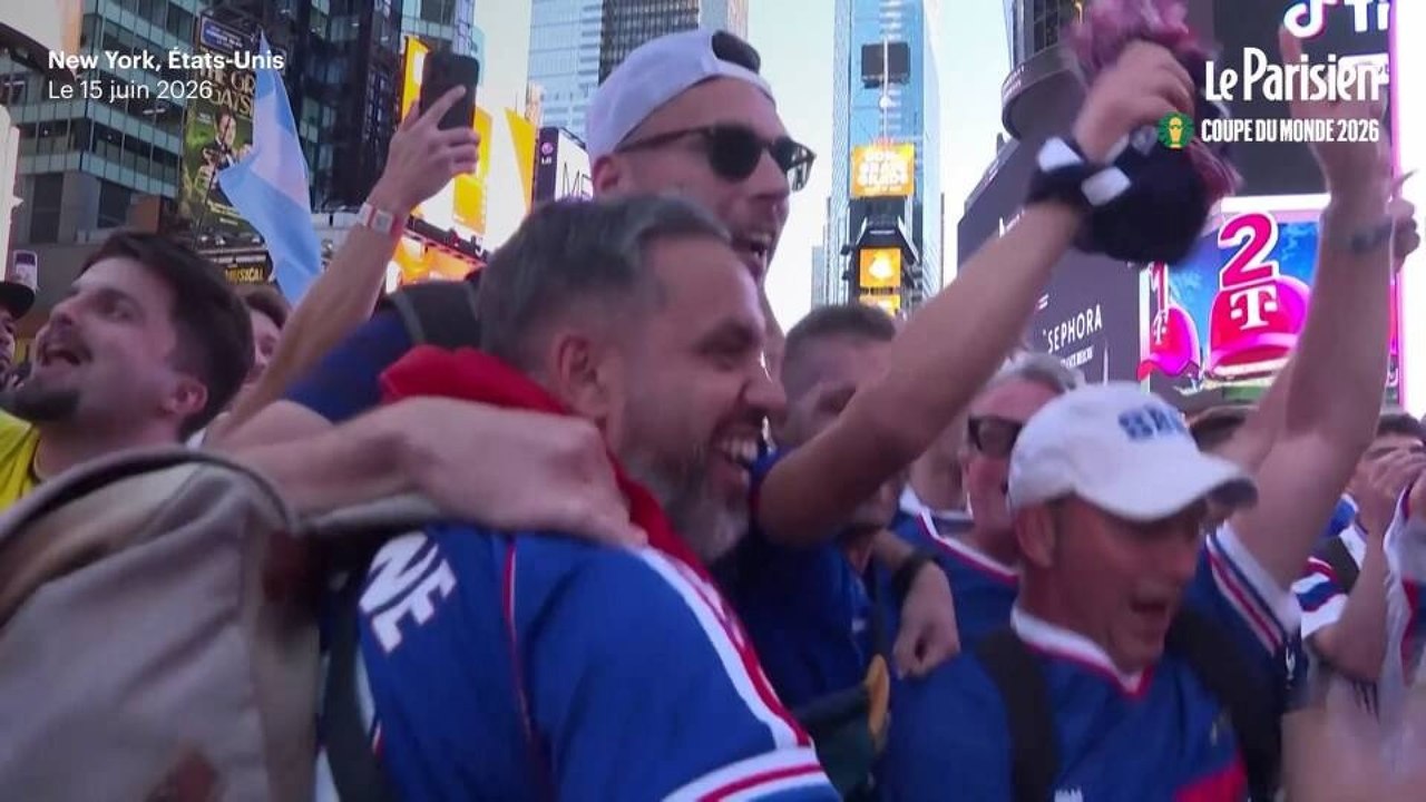 Les supporters français mettent l'ambiance à Times Square