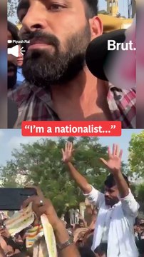 Who slapped Cockroach Janta Party's leader Abhijeet Dipke in Jaipur?