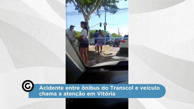 Acidente entre ônibus do Transcol e veículo chama a atenção em Vitória