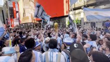 Hinchas argentinos toman Kansas City y Times Square antes del debut mundialista
