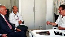 Mehmet Nuri Ersoy'dan hastanede tedavi gören İbrahim Tatlıses'e ziyaret
