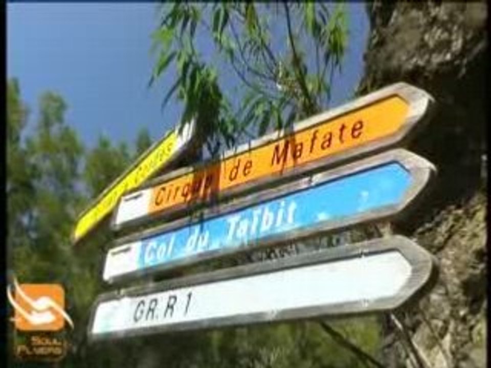 Soulflyers - Skydive Base Jump